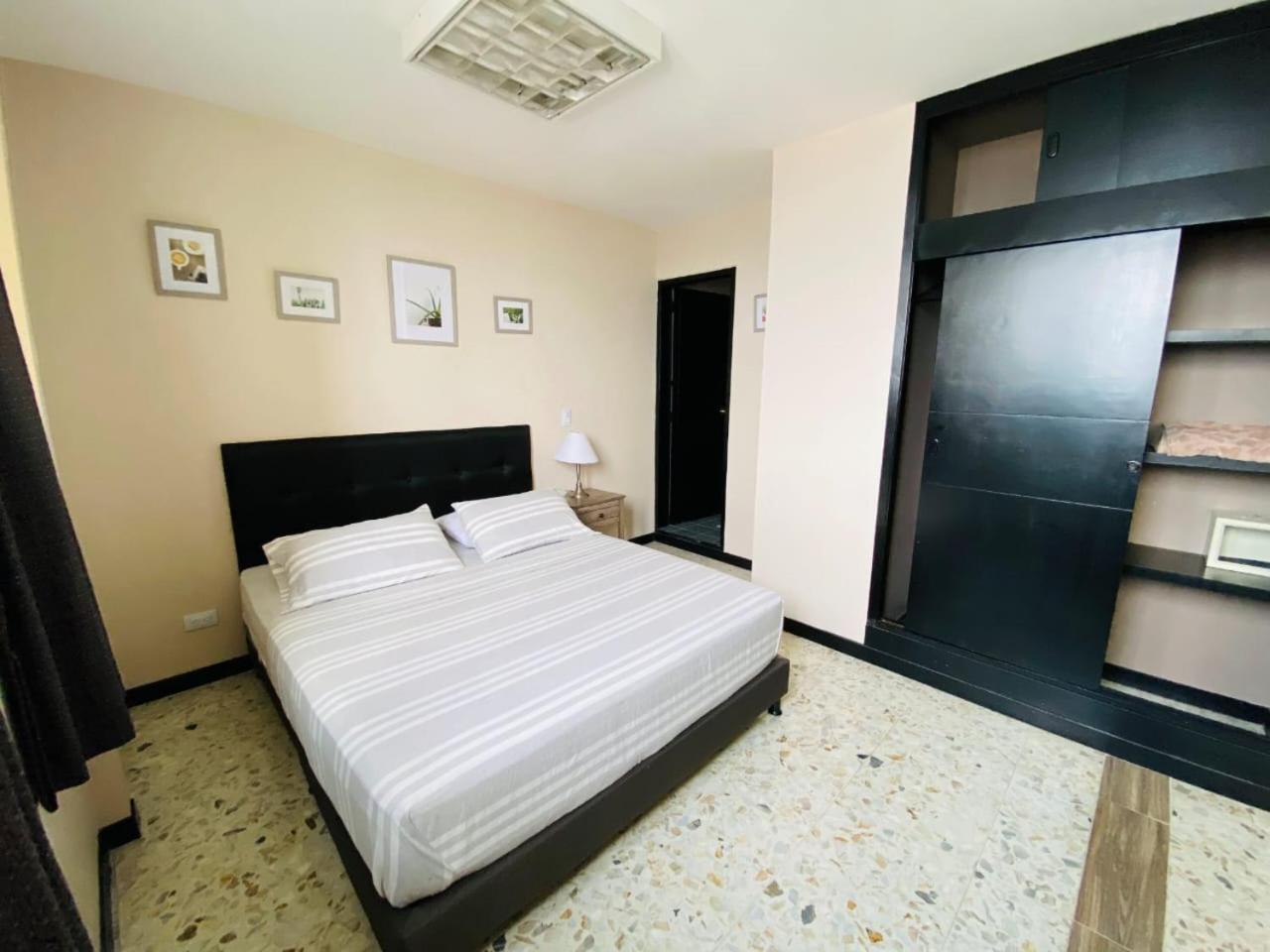 Torre de Cali - Apartamentos pisos 7, 10, 28, 30 Exterior foto
